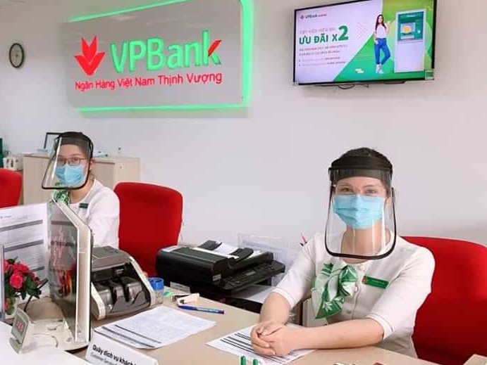 VPBank tang qua tri an khach hang don nam moi 2022 hinh anh