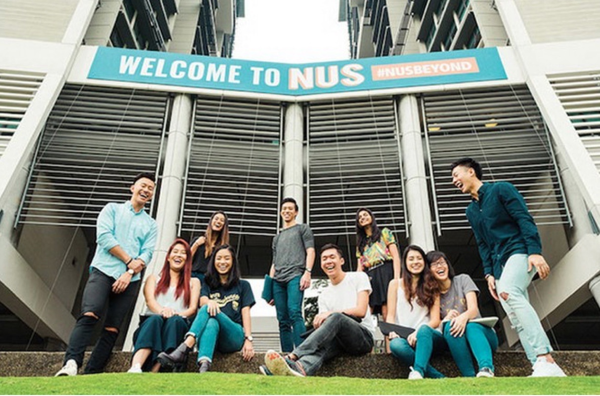 Khoi dong chuong trinh hoc bong Dai hoc Quoc gia Singapore hinh anh