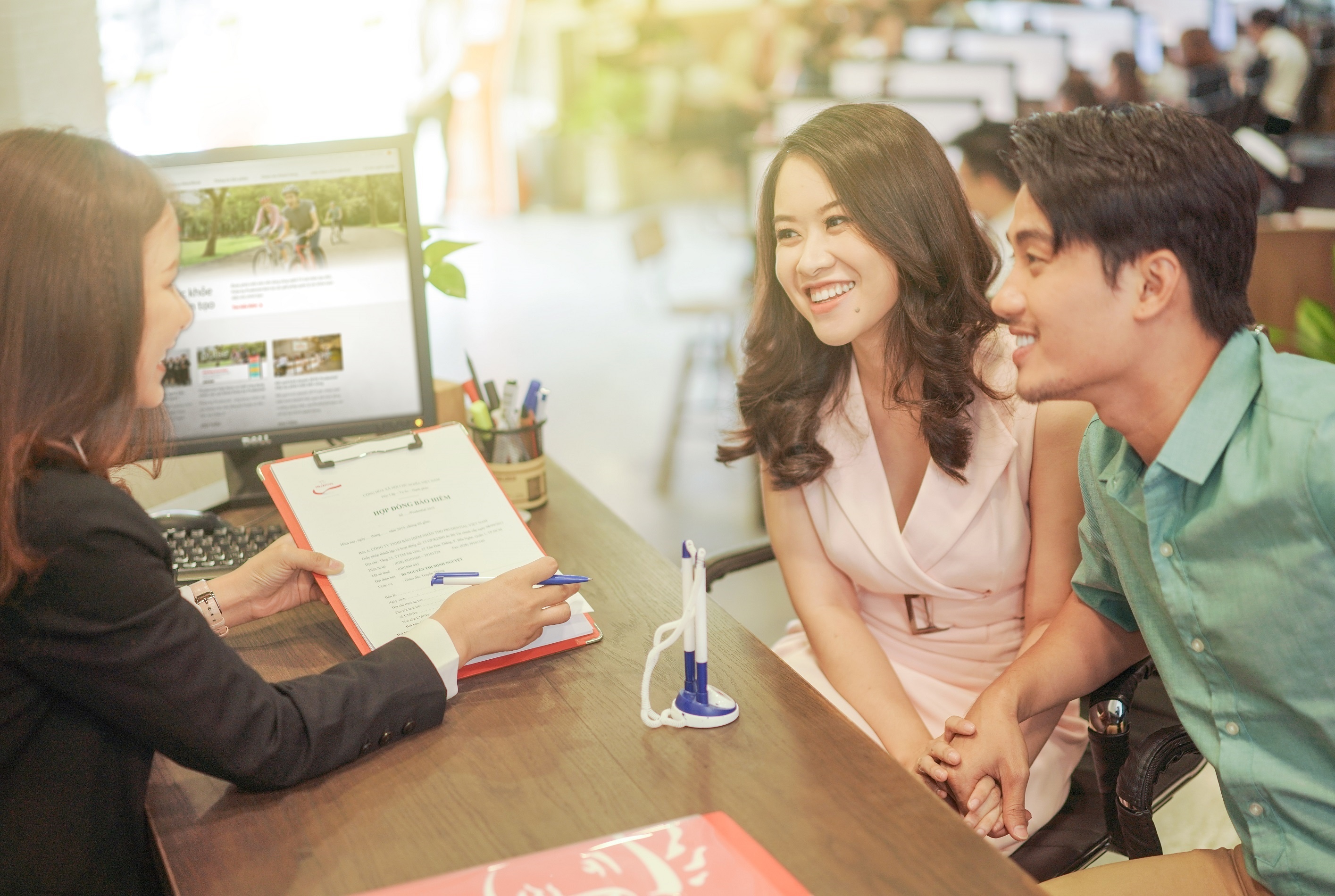 Tu van vien Prudential: 'Dinh kien ve nghe bao hiem khong can tro toi' hinh anh