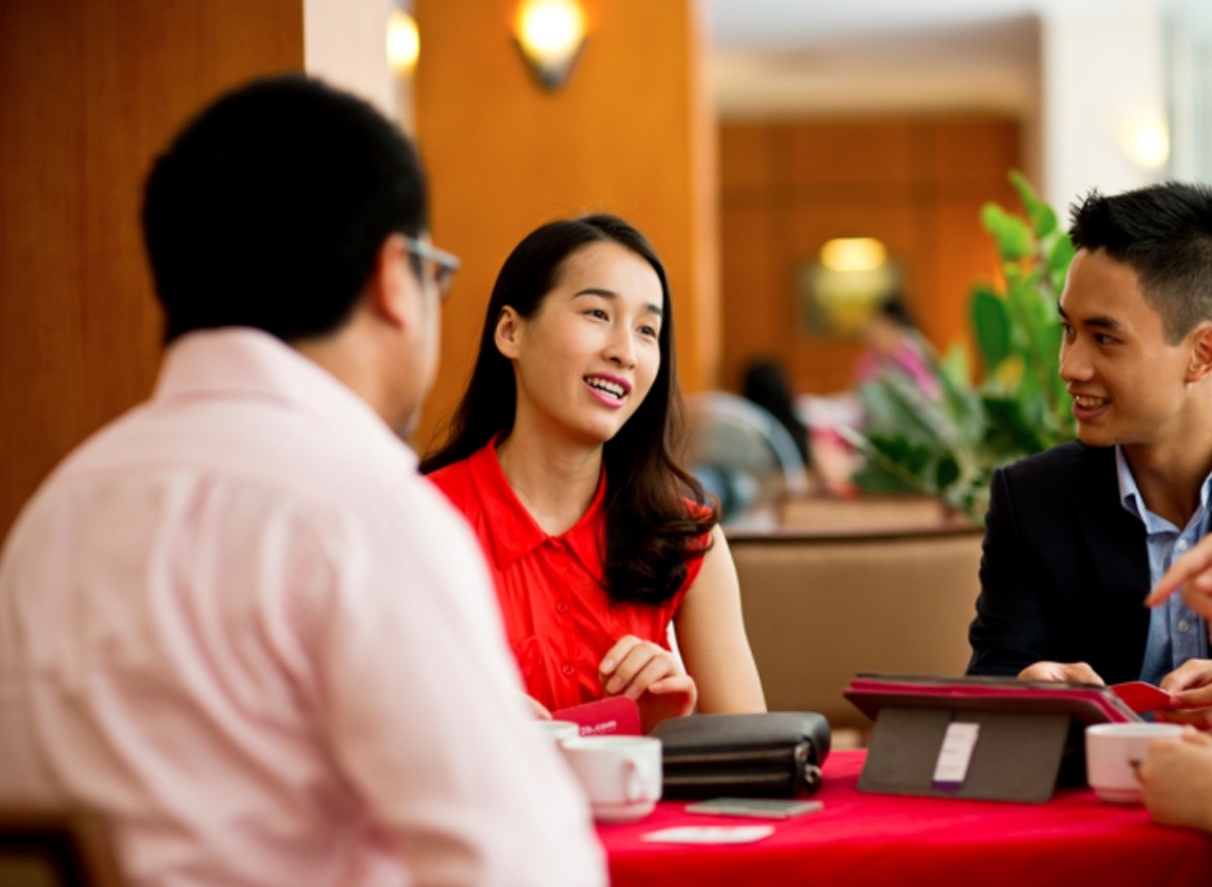 Tao an tuong voi nha tuyen dung nho kha nang tieng Anh hinh anh