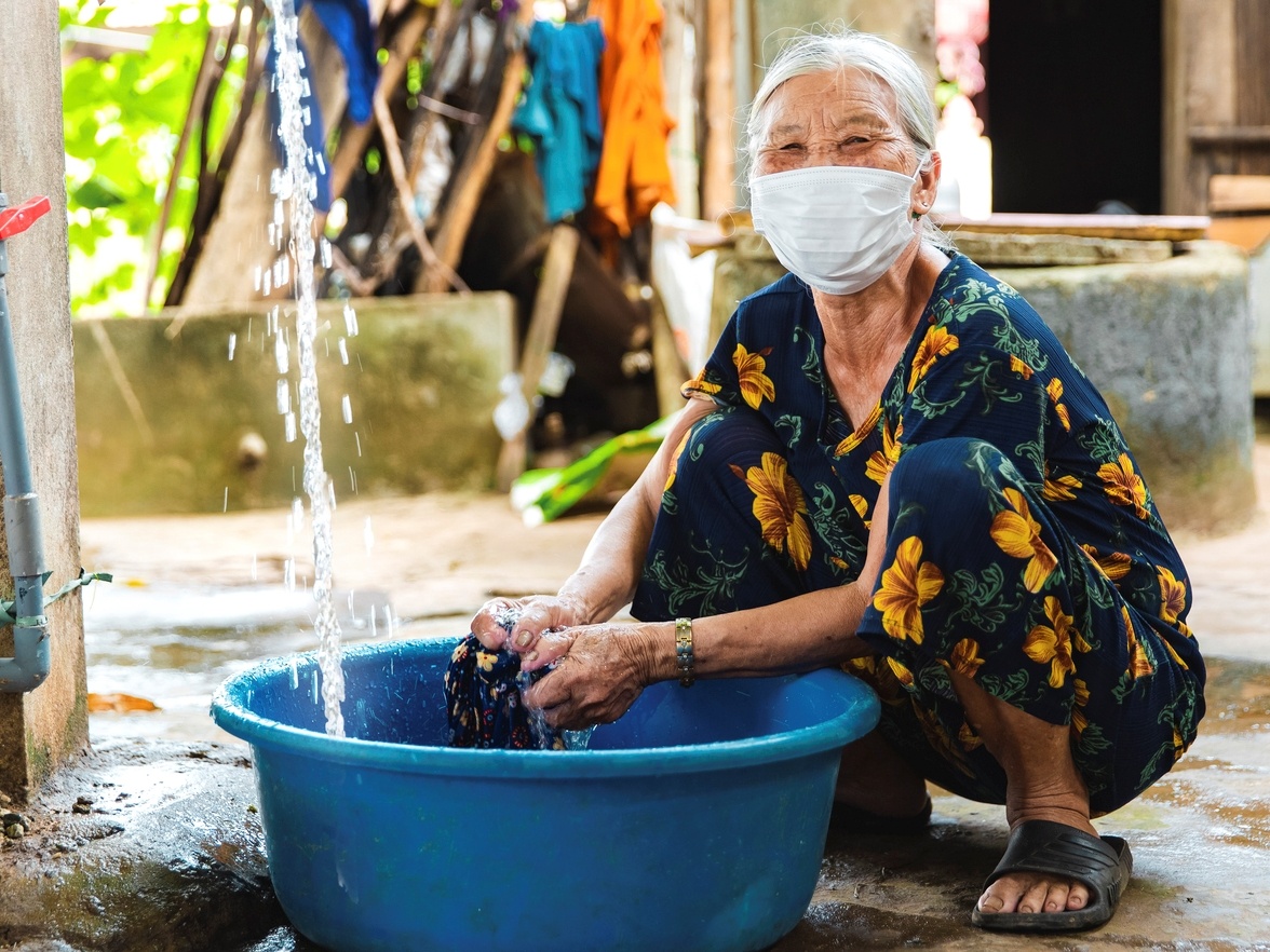 Nuoc sach khoi nguon mang niem vui den nguoi dan mien Trung hinh anh