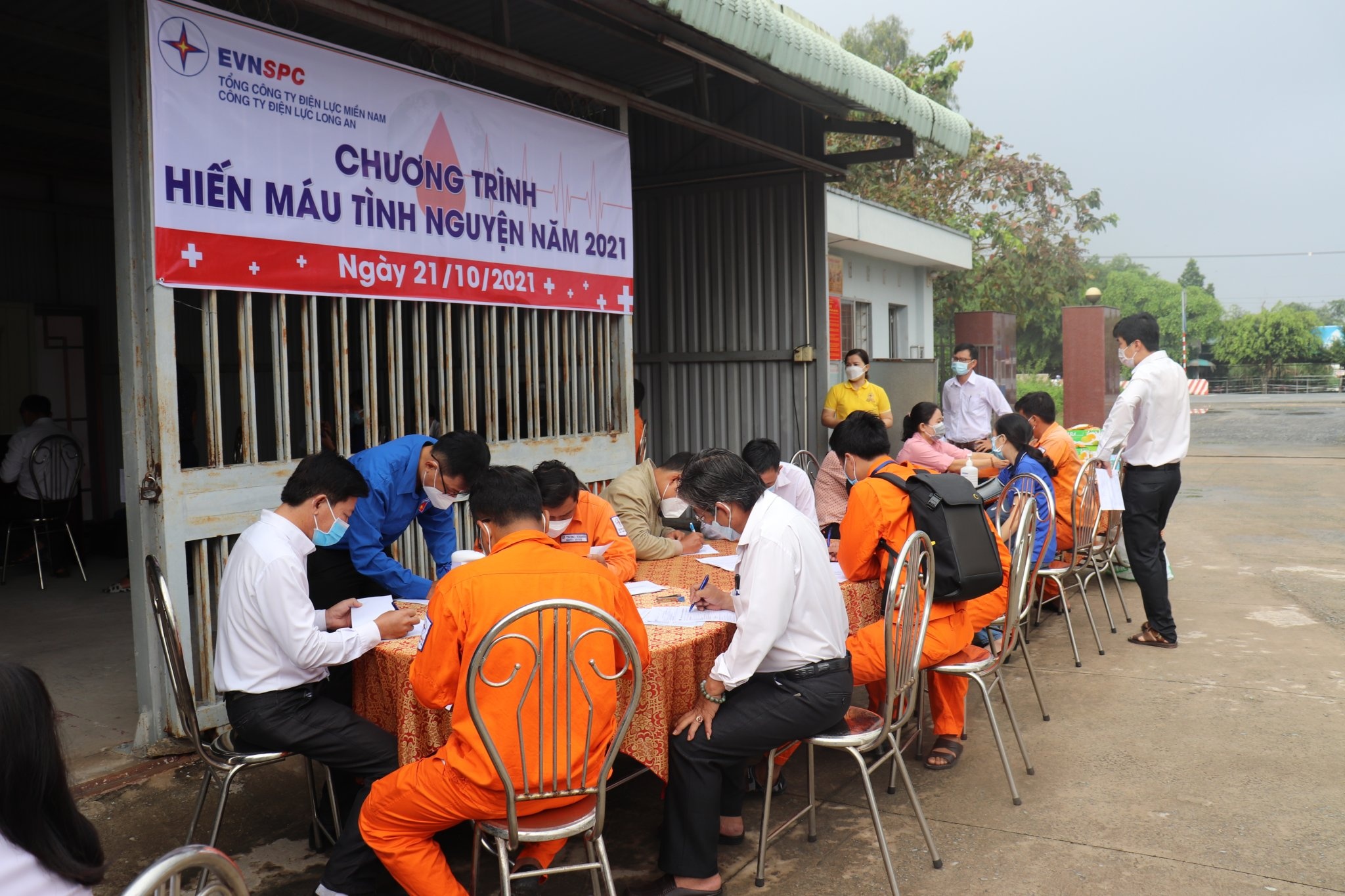 EVNSPC,  ho tro khach hang anh 3