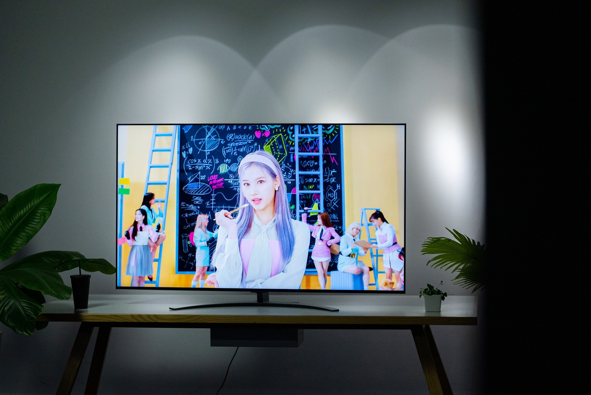 Giai tri tai nha anh 4