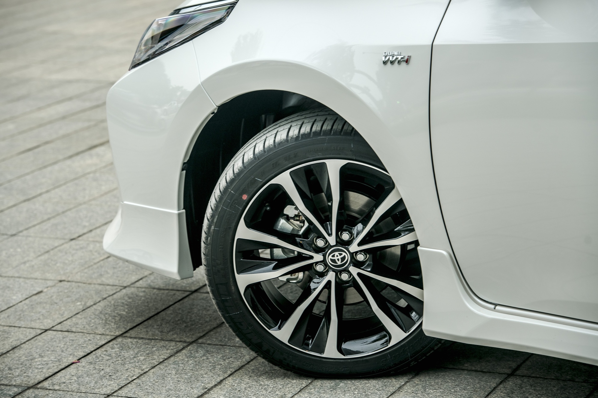 Toyota Việt Nam, Corolla Altis ảnh 3 Toyota Viet Nam, Corolla Altis anh 3