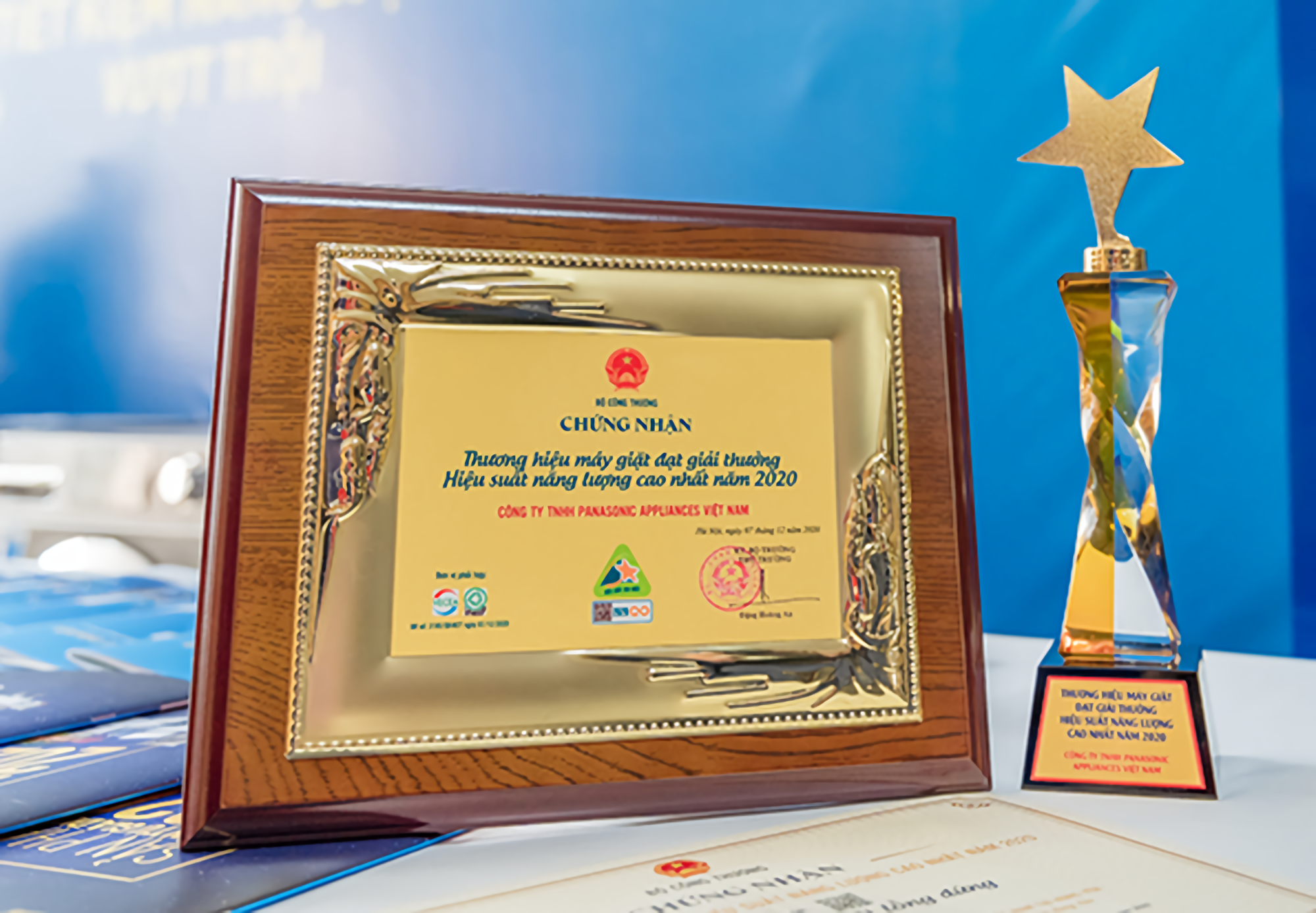 may giat Panasonic anh 2