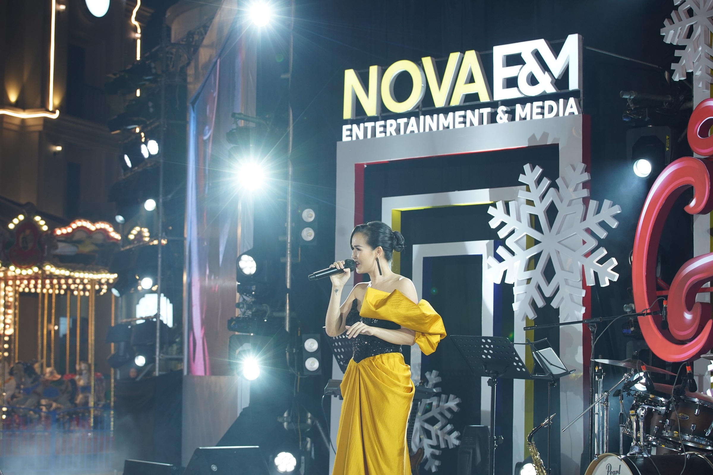 Novaland Gallery,  Novaland anh 9