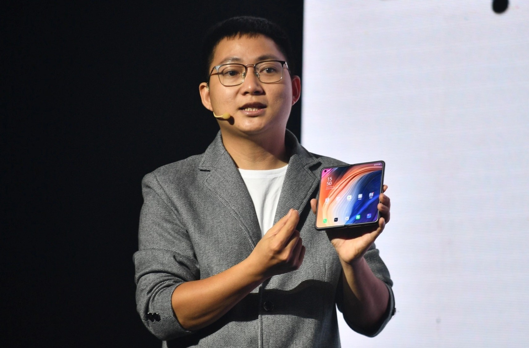 Oppo ra mat hang loat san pham cong nghe dot pha tai Inno Day 2021 hinh anh