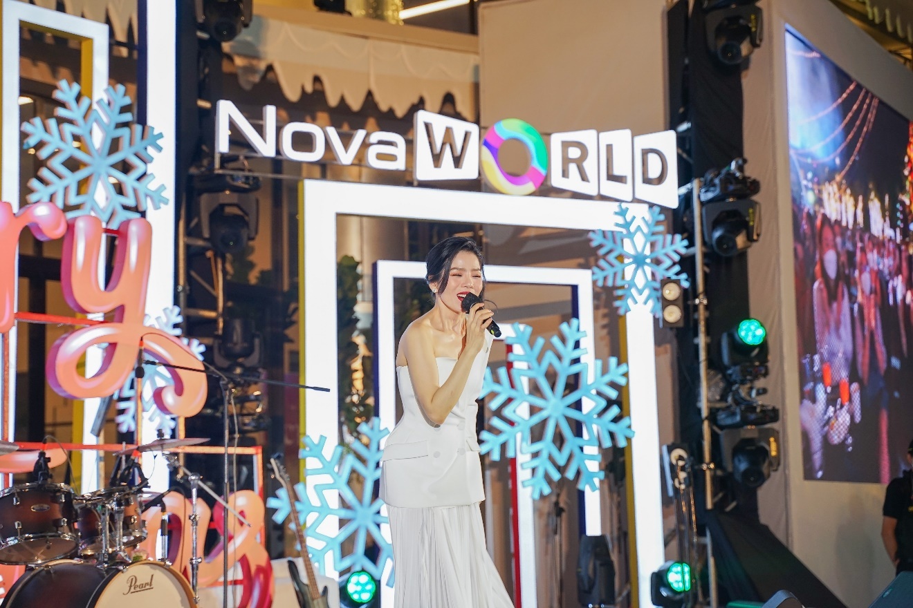 Novaland Gallery,  Novaland anh 1