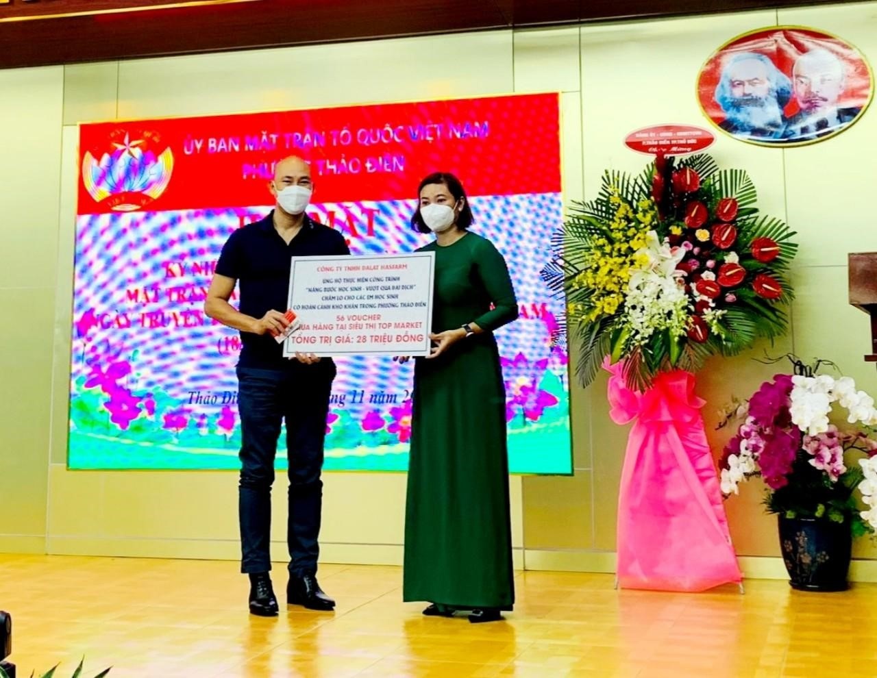 Dalat Hasfarm khai truong cua hang anh 4