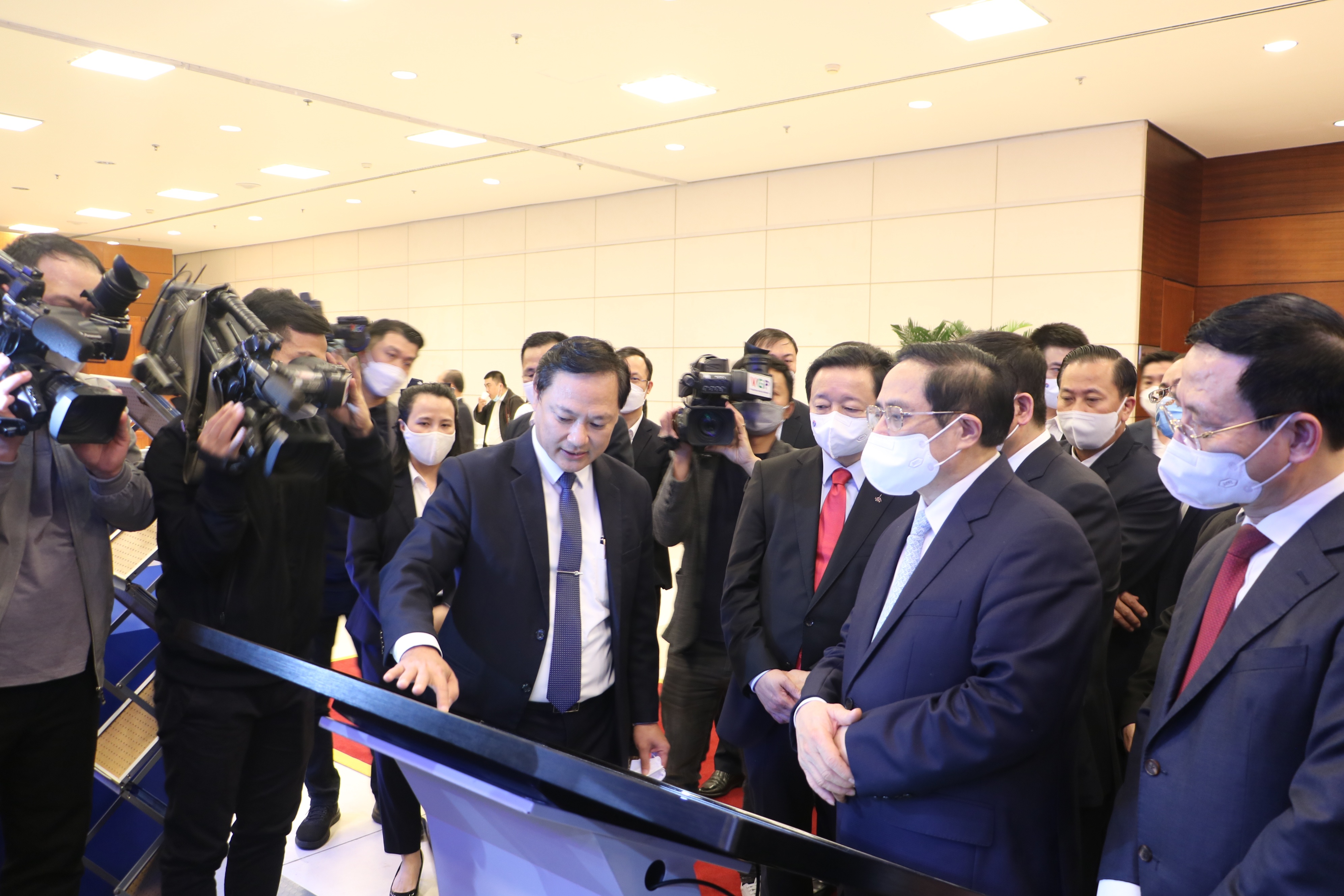 Dien dan chuyen doi so anh 1