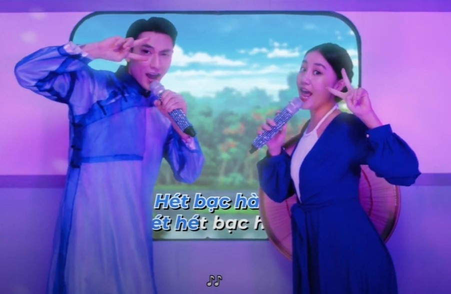 Van Mai Huong va Isaac lan dau ket hop trong san pham moi hinh anh