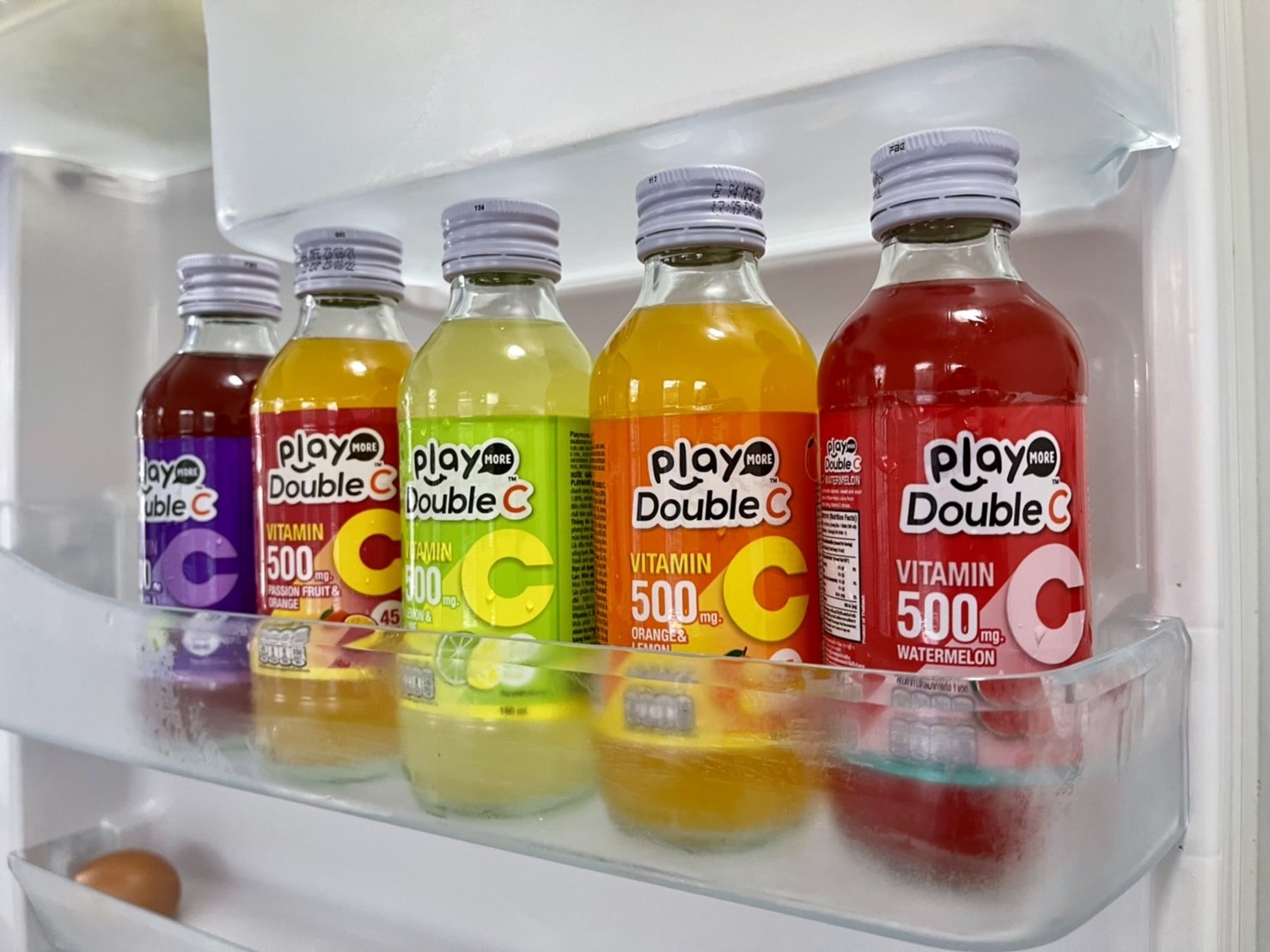 Nuoc giai khat tang cuong vitamin C xuat xu Thai Lan co mat tai VN hinh anh