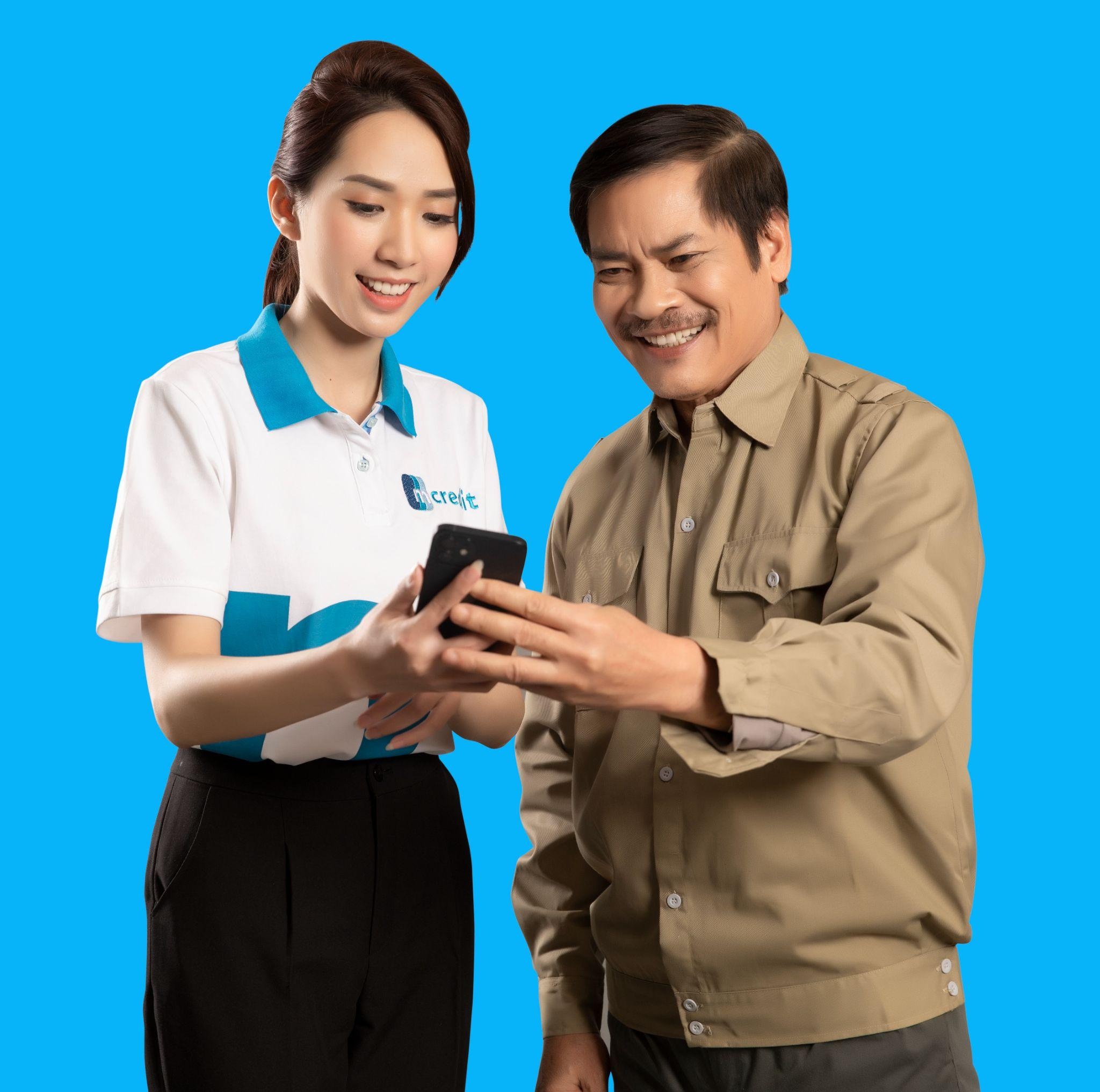 Mcredit cong bo dien mao moi va chien luoc phat trien hinh anh