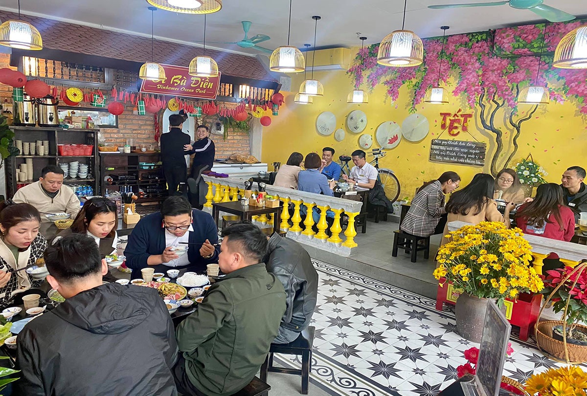 Vinhomes,  Vingroup anh 2