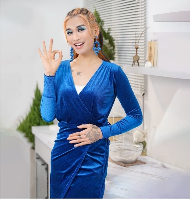 BB Tran thu suc an ca the gian anh 3