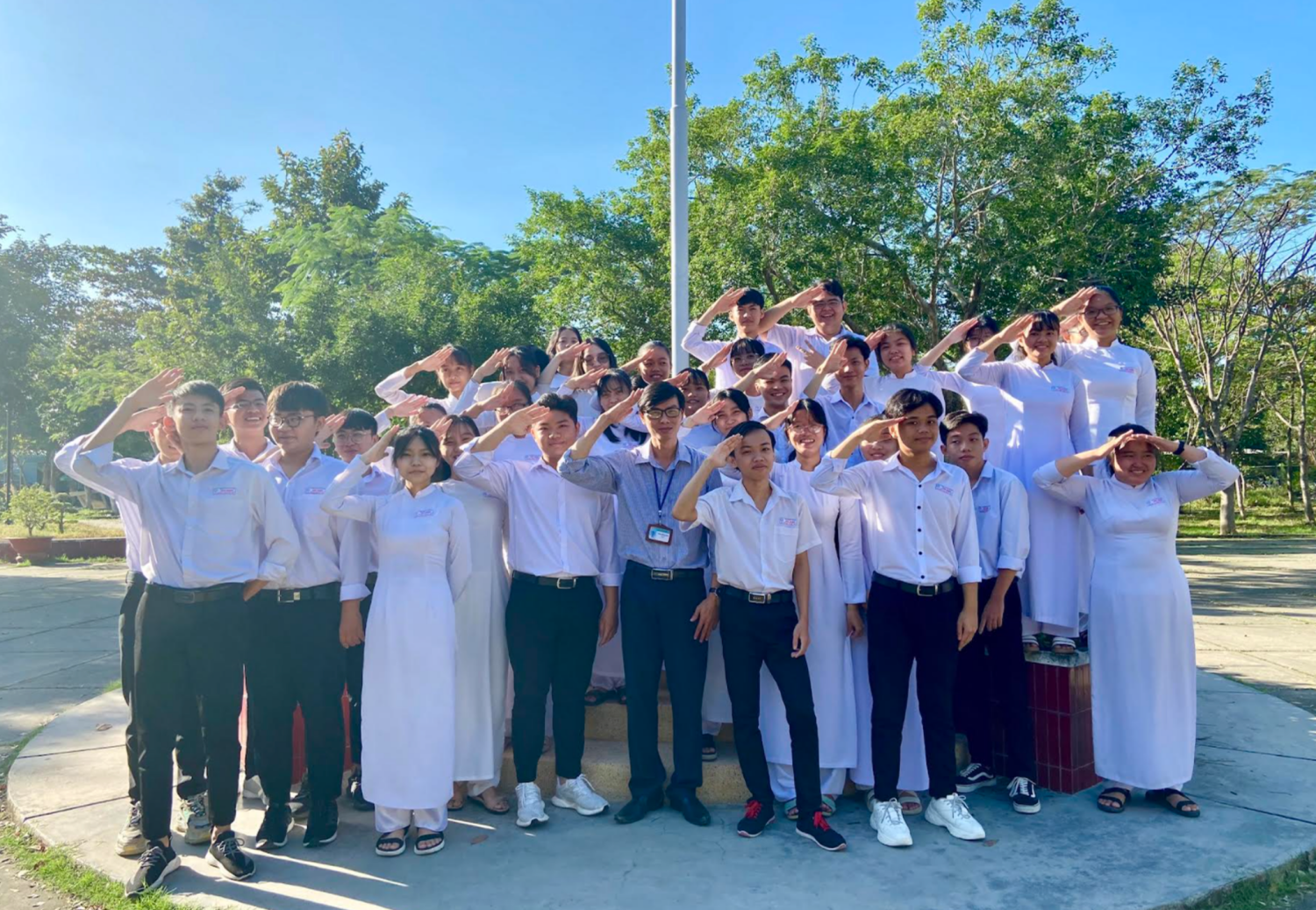 Dam uoc mo,  Tap doan SCG anh 1