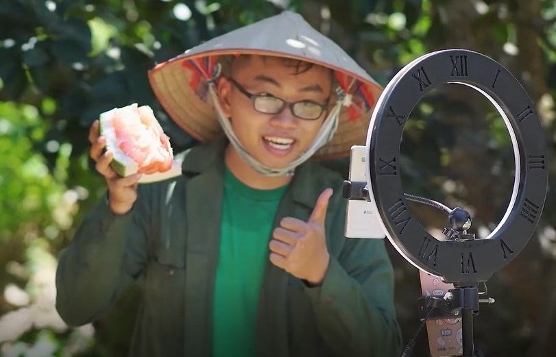 Doanh nghiep chuyen phat linh hoat thich ung trong dich benh hinh anh