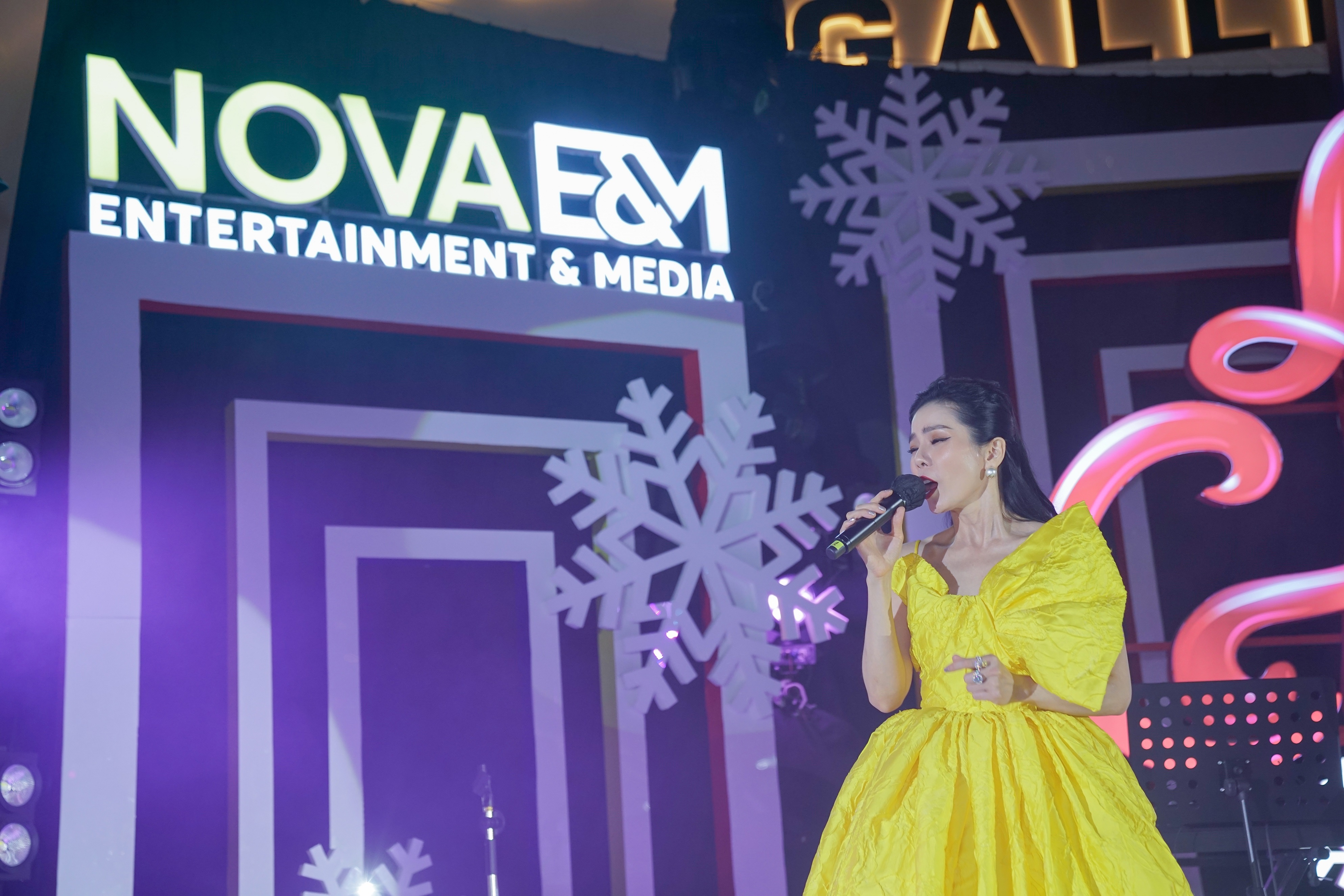 Phuong Thanh,  Le Quyen anh 3