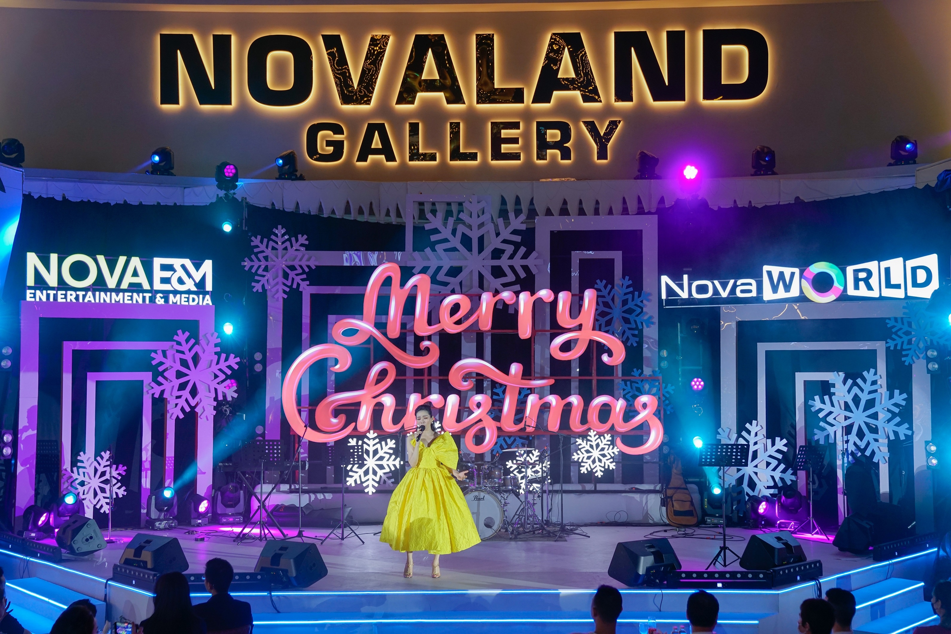 Phuong Thanh,  Le Quyen anh 2