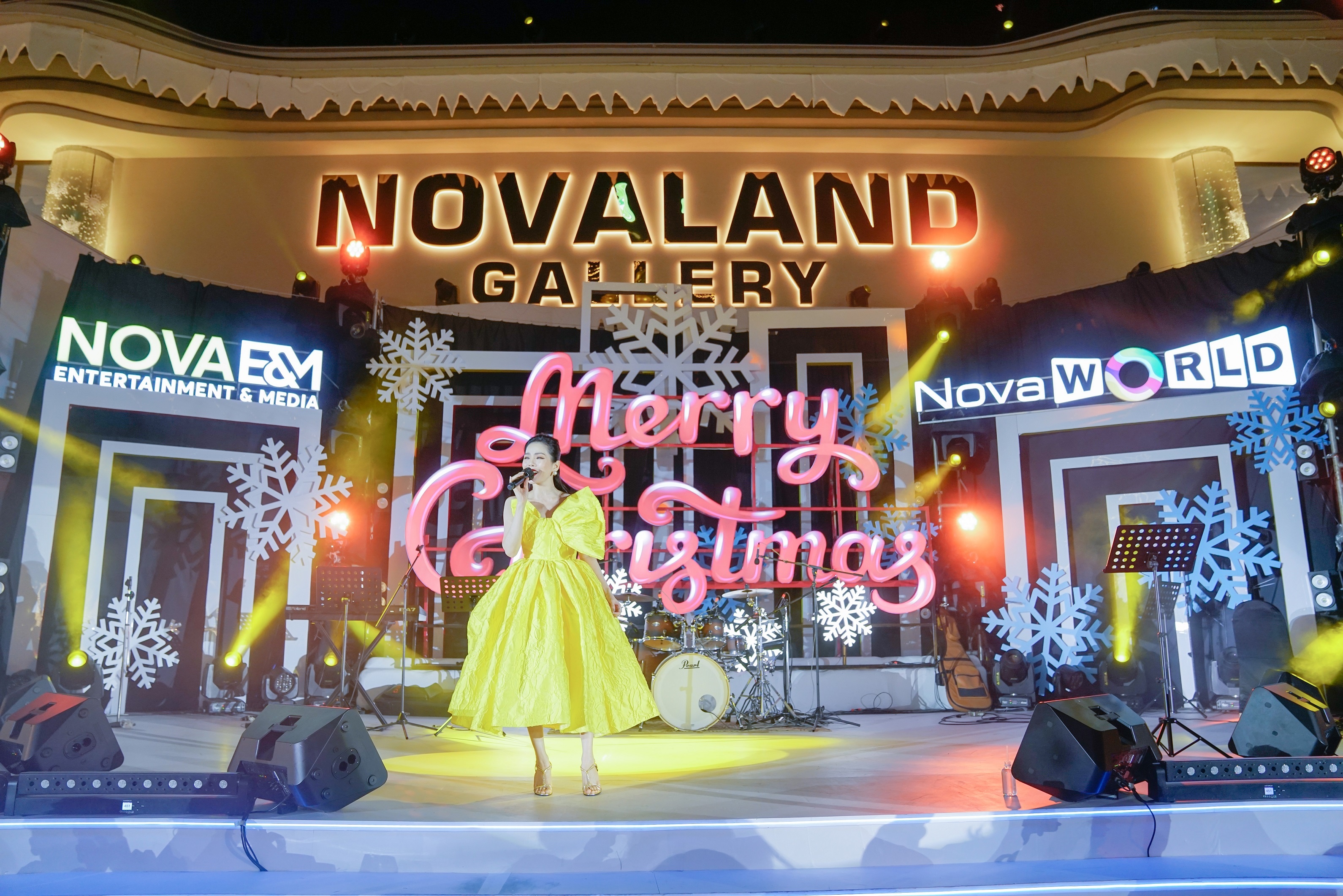 Phuong Thanh,  Le Quyen anh 1