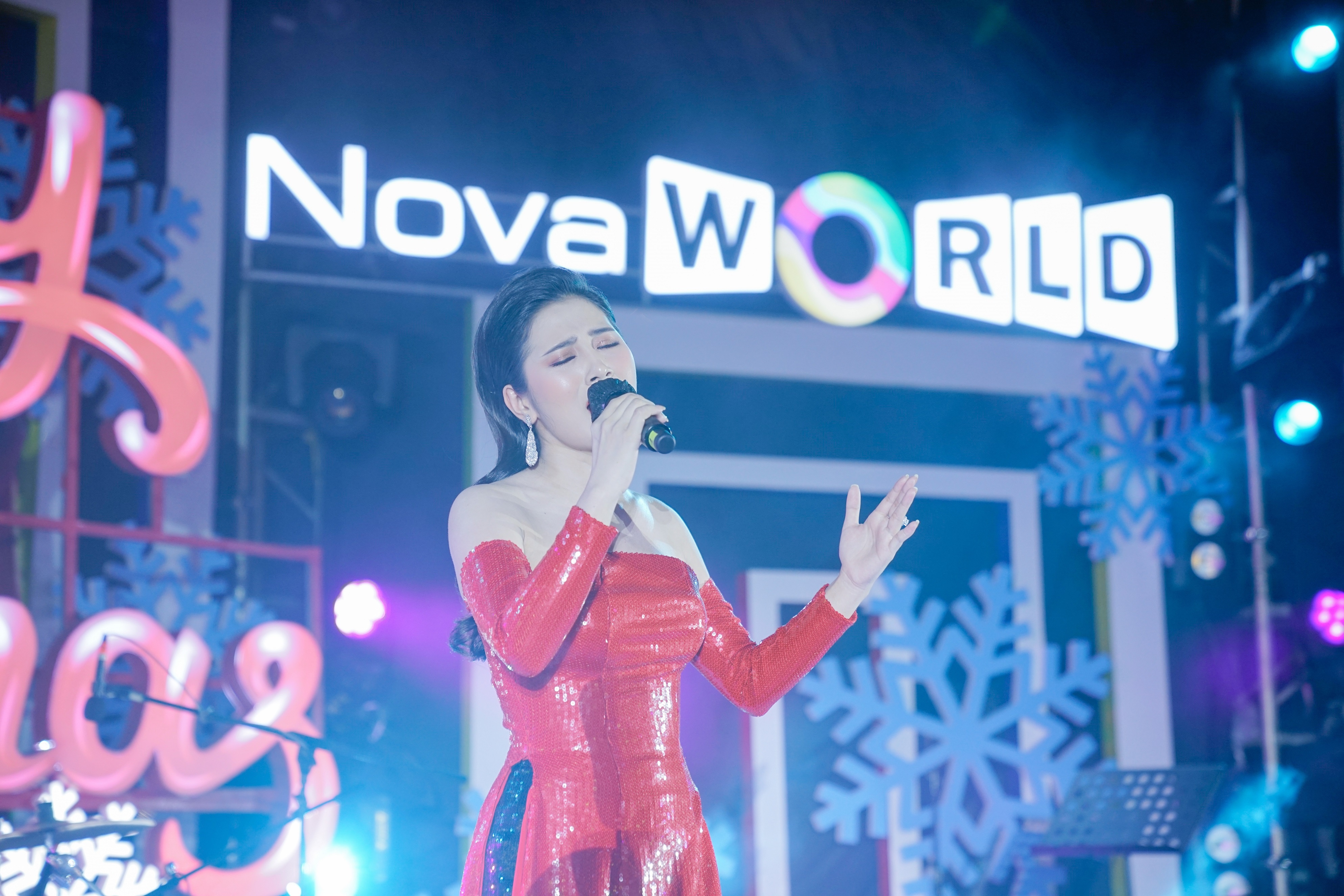 Phuong Thanh,  Le Quyen anh 5