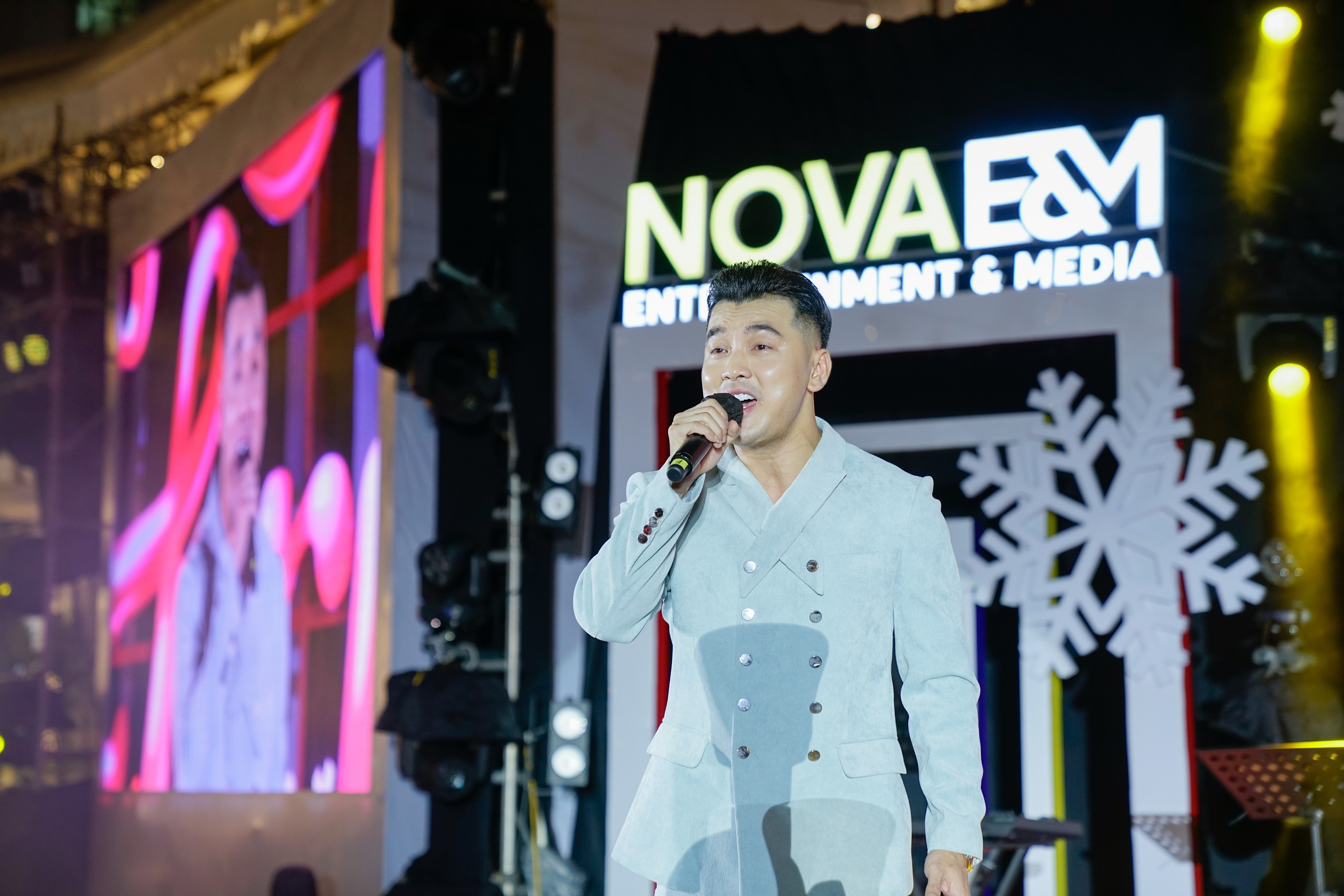 Phuong Thanh,  Le Quyen anh 8