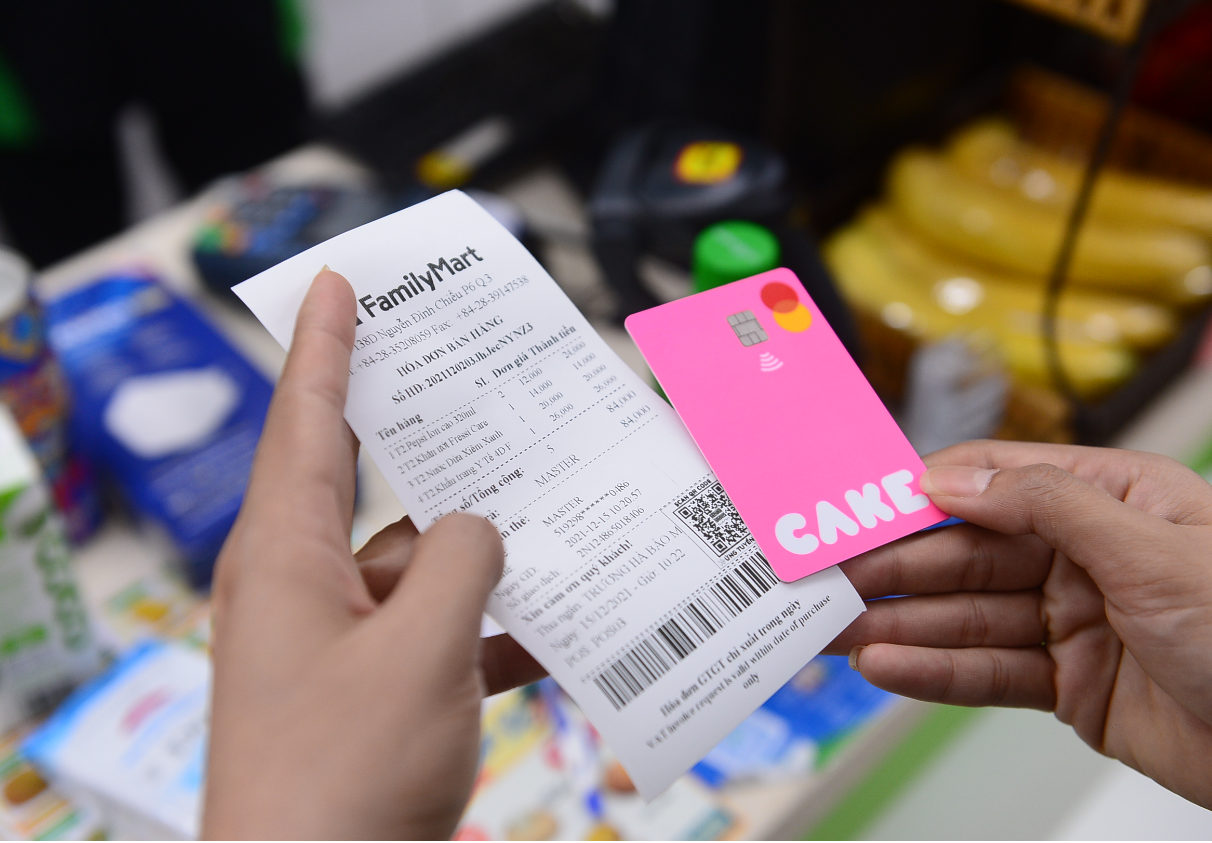 Cake by VPBank hai qua ngot sau 1 nam ra mat hinh anh