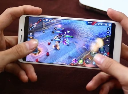 Tiep can khach hang Gen Z nho quang ba tren game hinh anh