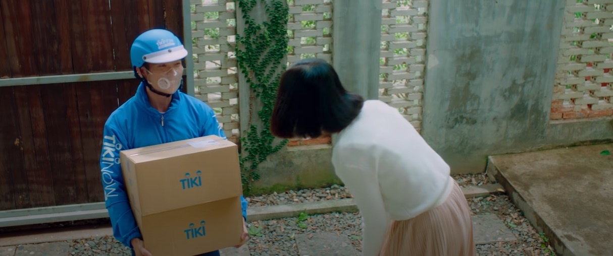 Tiki,  12 nam anh 10