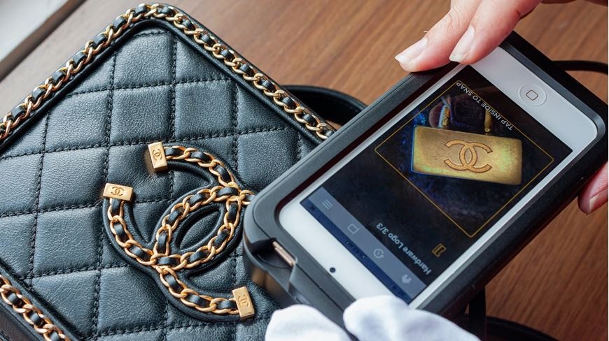 3 ly do tin do hang hieu chuong mua sam tren san thuong mai Joolux hinh anh