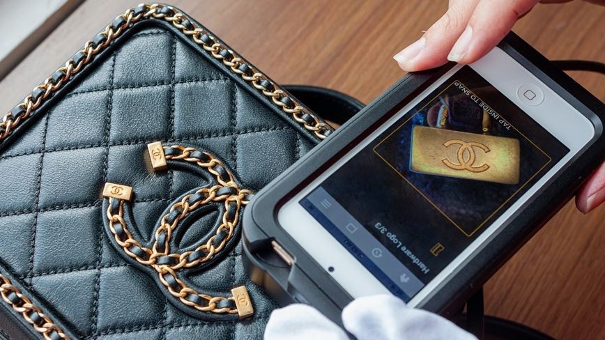 san giao dich hang hieu chinh hang,  Joolux anh 1