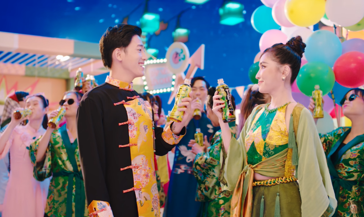 Tet no lo,  tra o long Tea+ Plus anh 7