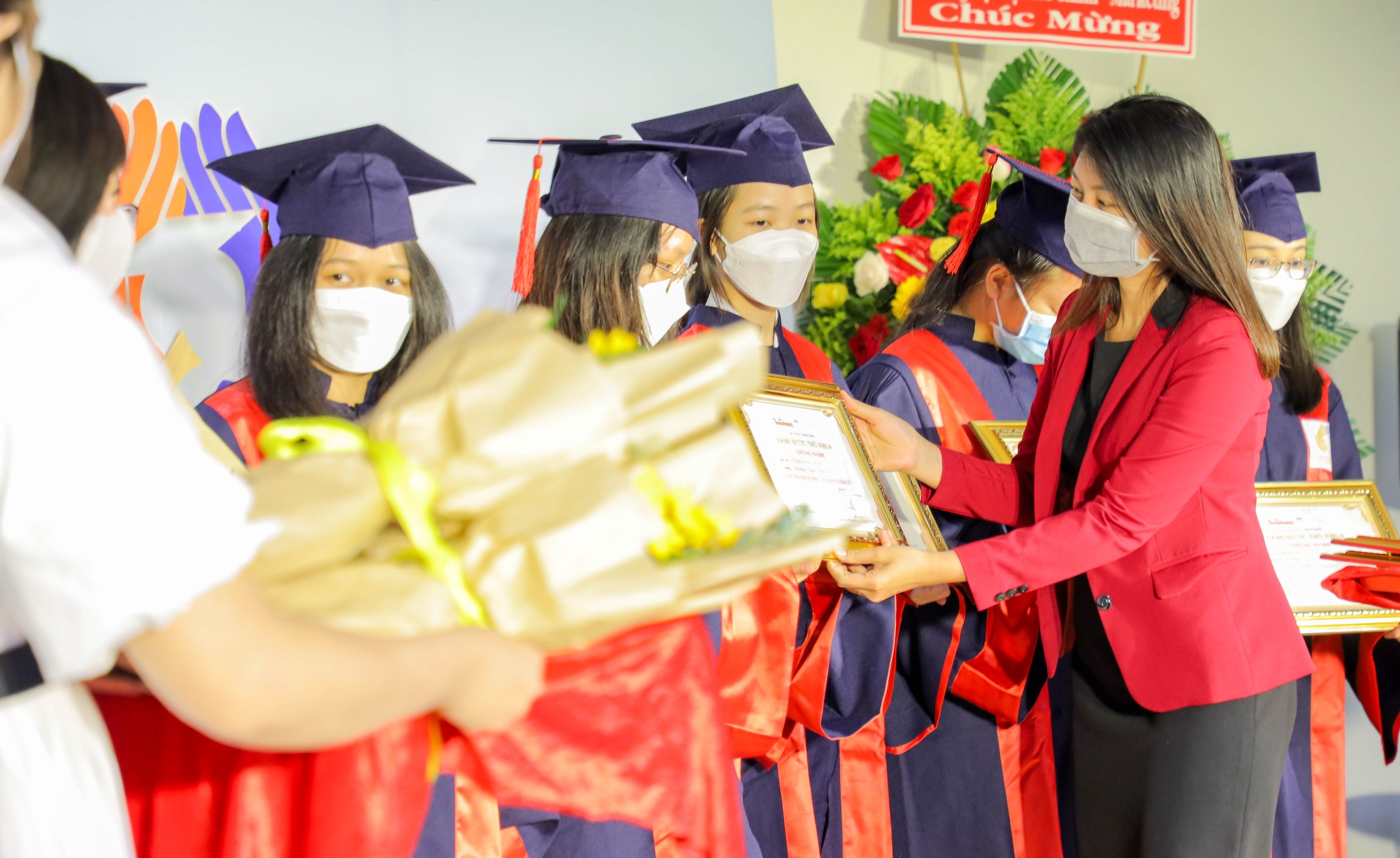 Anh Văn Hội Việt Mỹ  ảnh 2 Anh Van Hoi Viet My anh 2