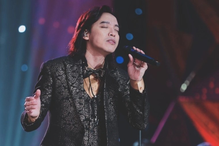 Diem nhan trong live concert dau tien cua nhac si Hoai Phuong tai VN hinh anh