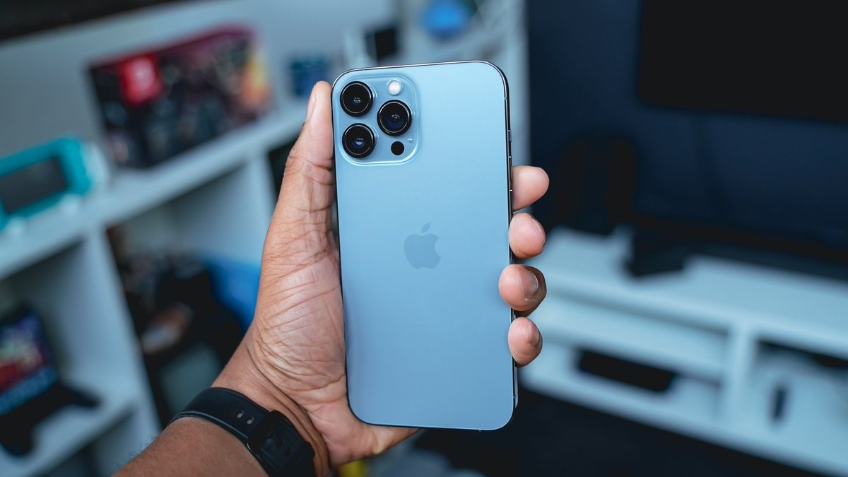 The Gioi Di Dong uu dai lon cho iFan toan quoc hinh anh