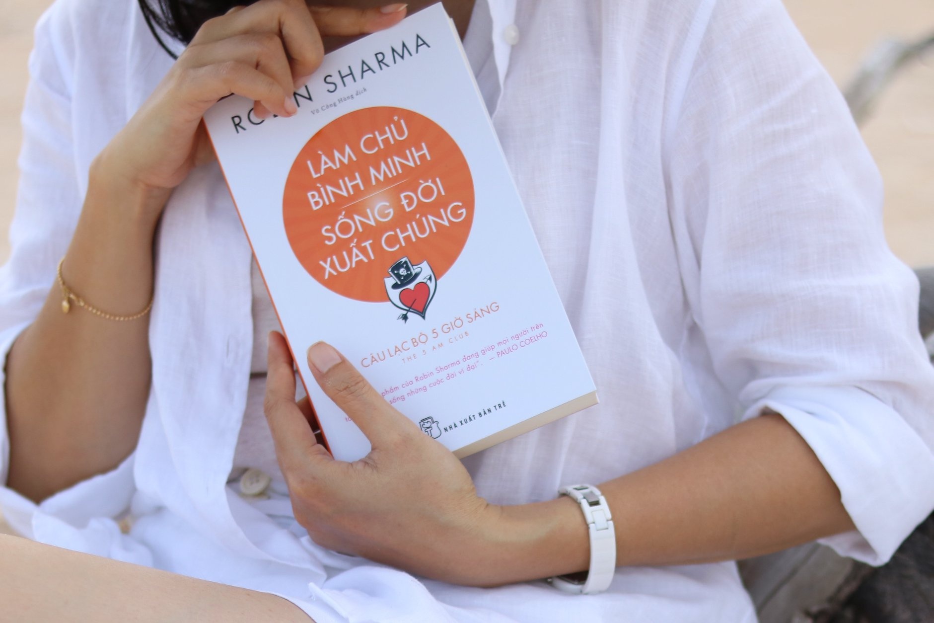 Doc gi de F5 tinh than nhung ngay dau nam moi? hinh anh