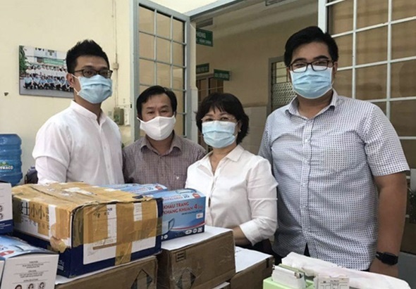 YOLA truyen cam hung voi chien dich '#TTDLG - Tay trai de lam gi?' hinh anh