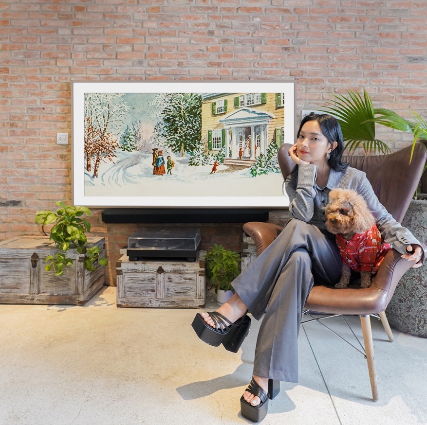 sao Viet,  Hoang Ku anh 2