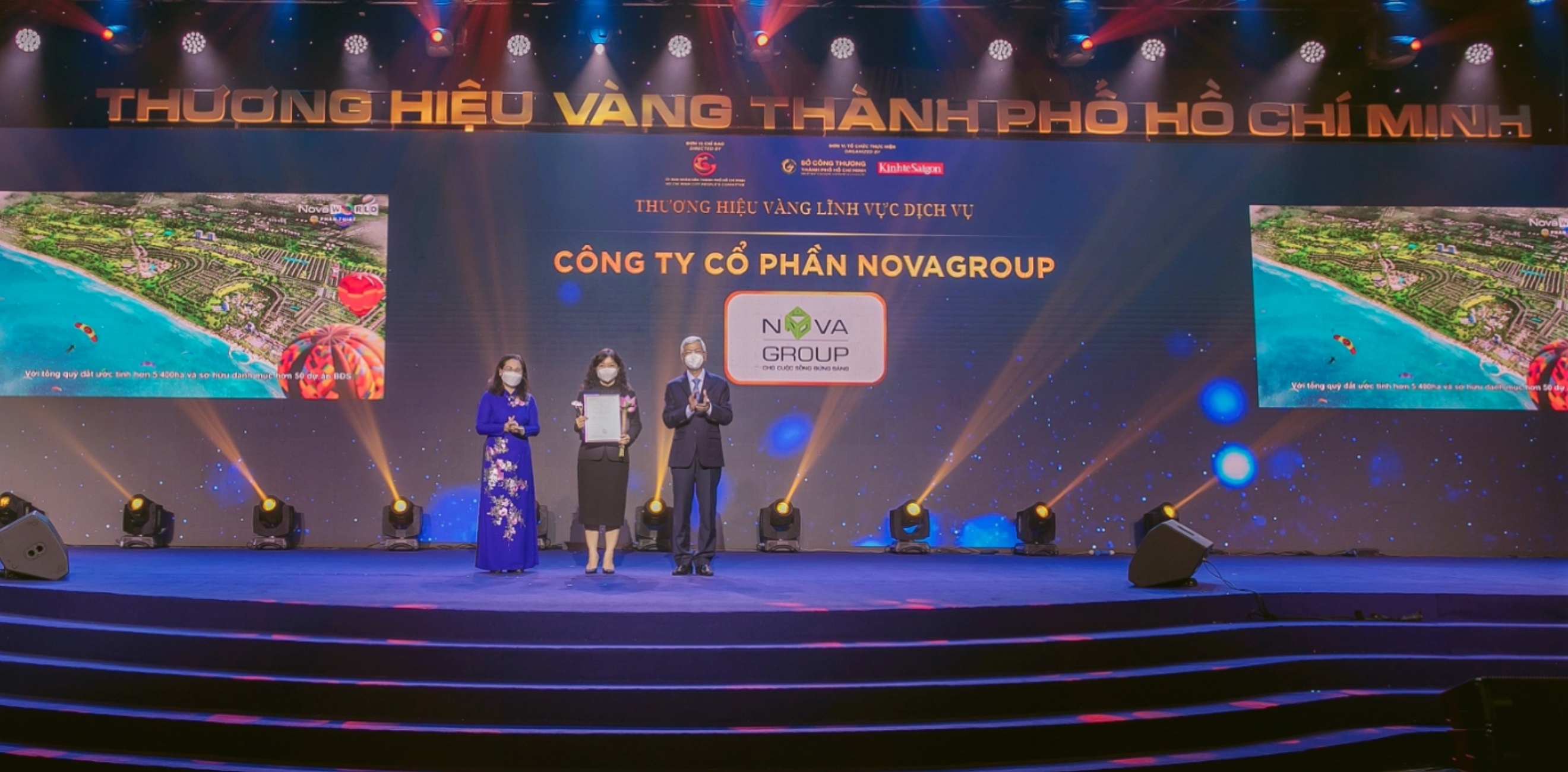 NovaGroup nhan giai Thuong hieu Vang TP.HCM anh 1