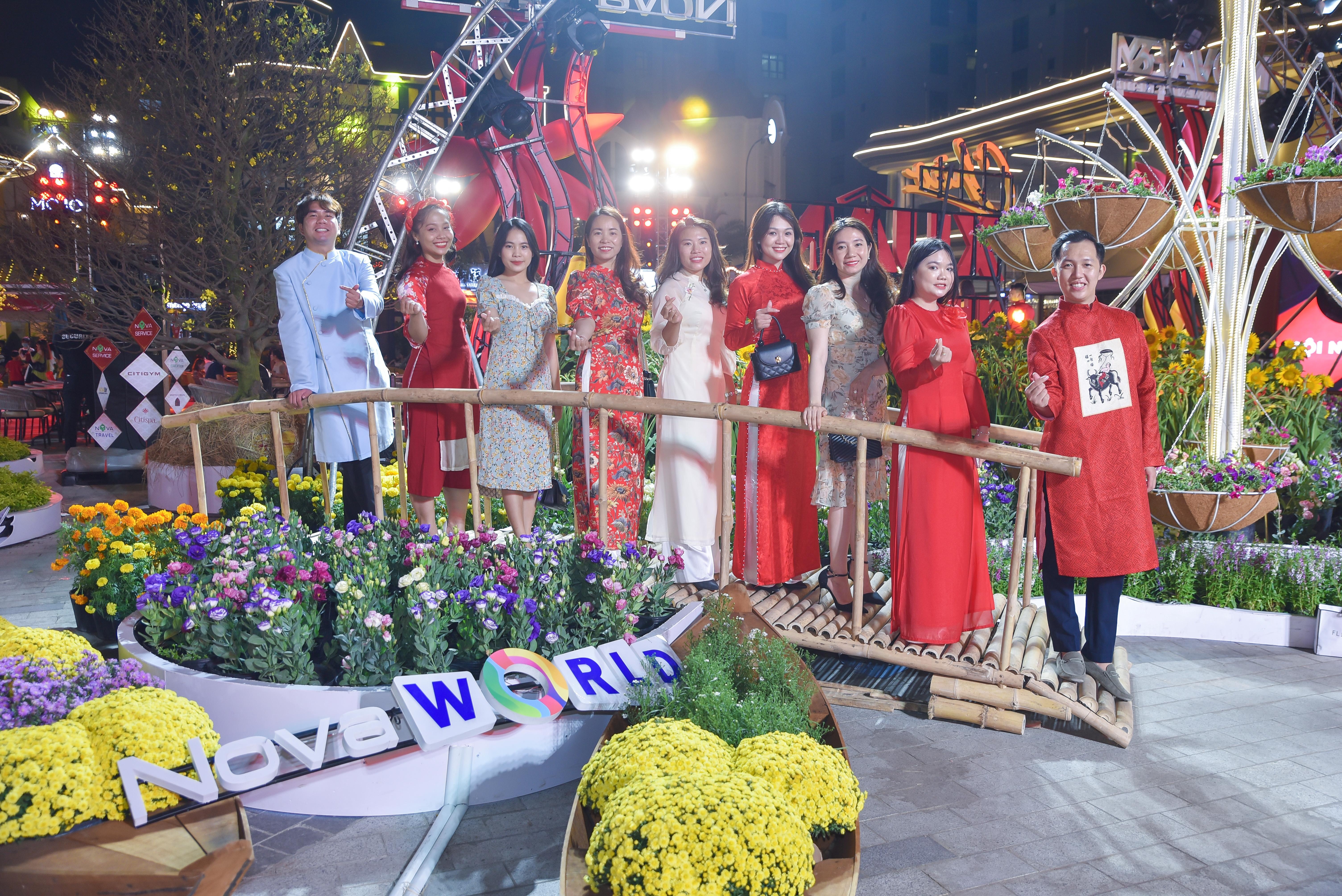 hoi hoa xuan,  Tet Nham Dan anh 5