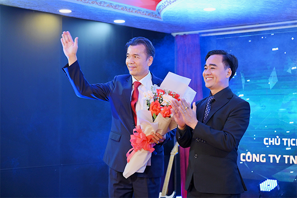 Pha vay,  Dau tu dien anh anh 4