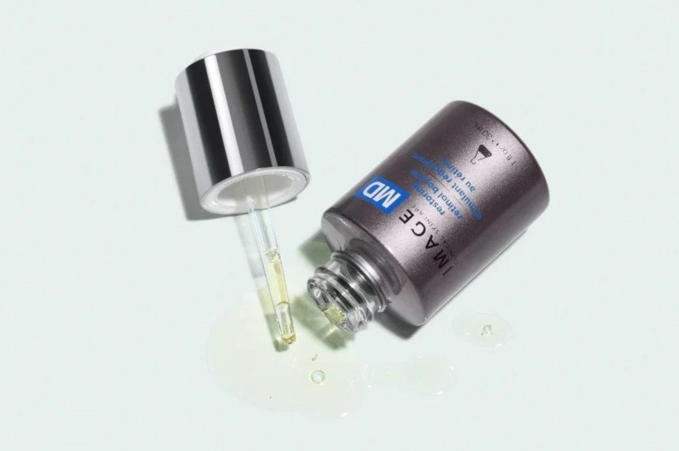 Chon retinol boc hay tran khi cham da? hinh anh