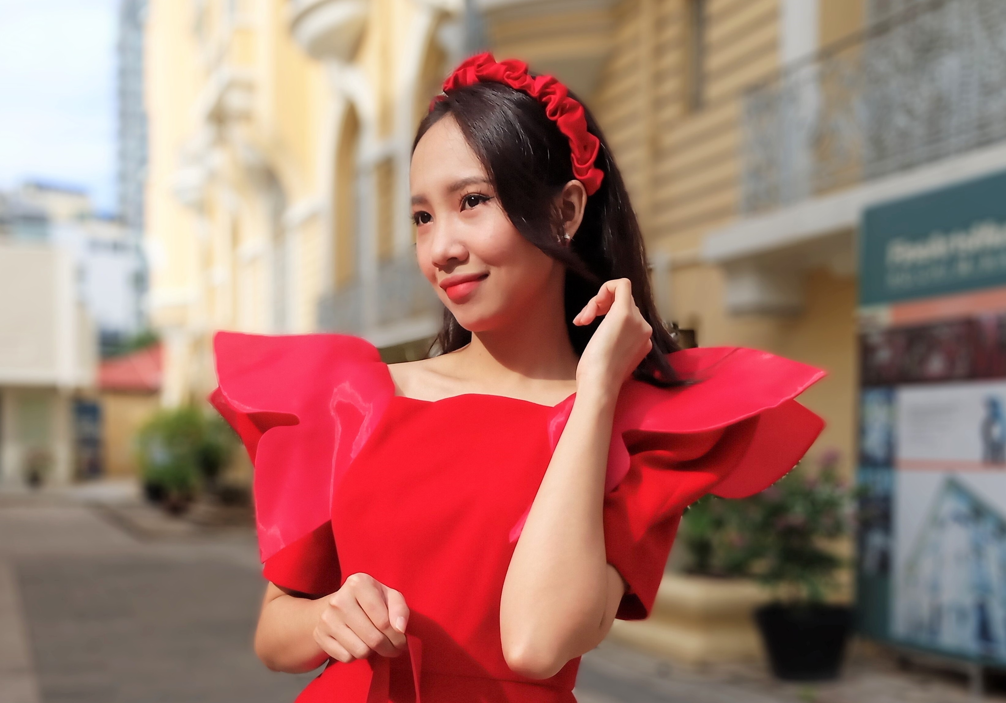 TP.HCM ngay dau nam qua goc may Bphone A40 hinh anh