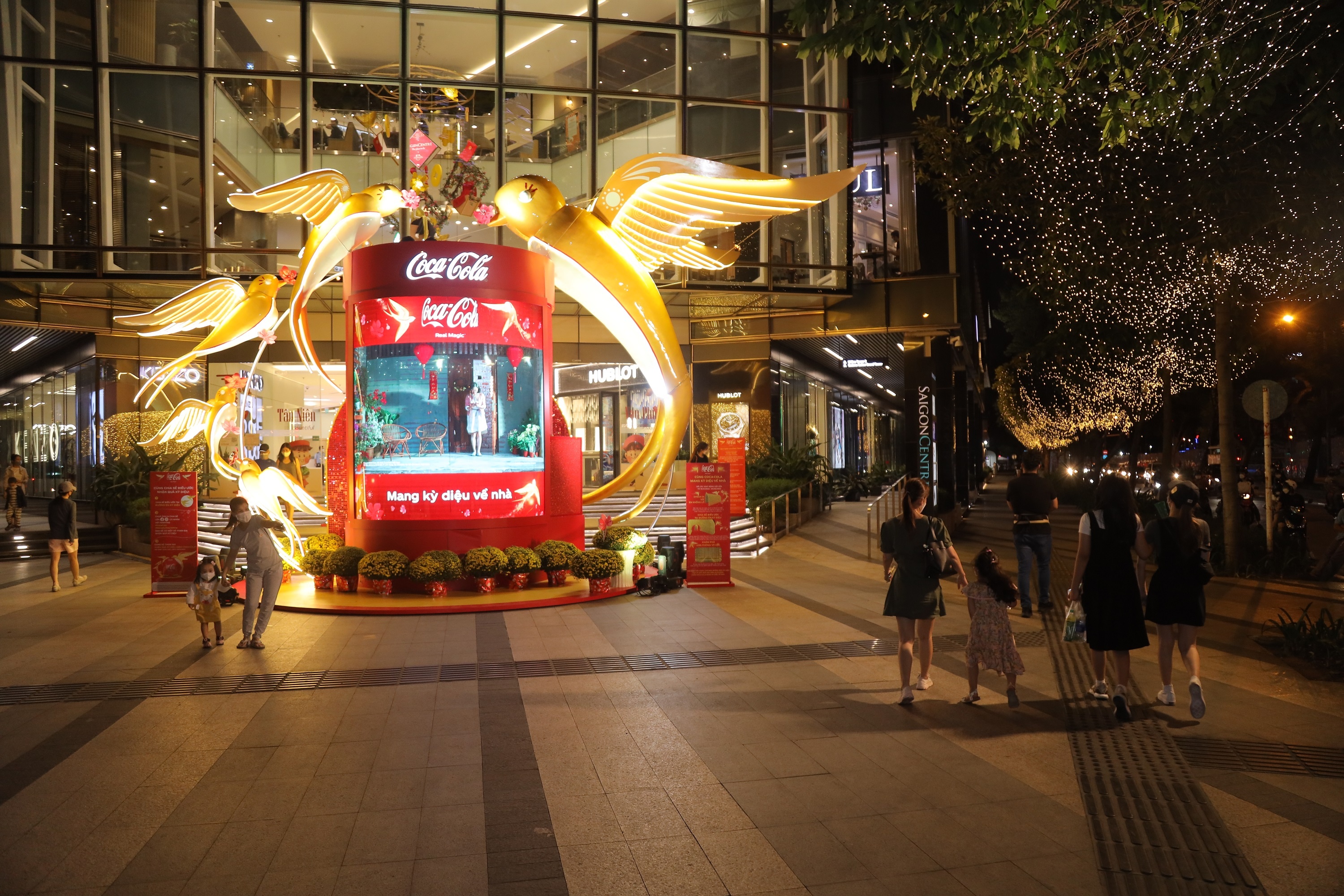 Mang ky dieu ve nha,  doan vien anh 9