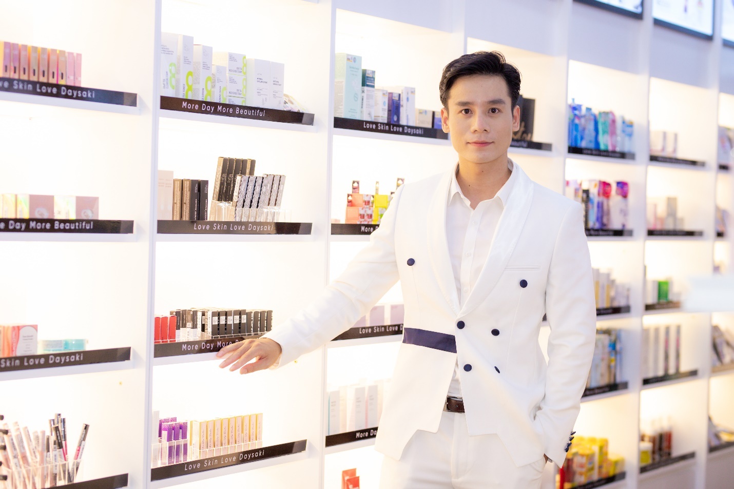 Cao Xuan Tai,  Daysaki Hau Giang anh 4