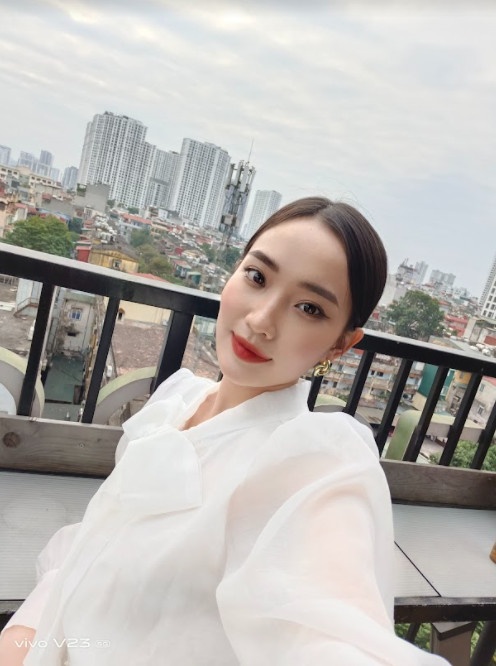 Dien thoai vivo anh 4