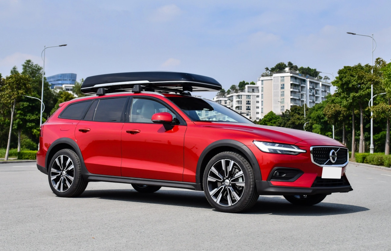 Volvo V60 Cross Country - sedan gam cao, an toan va manh me hinh anh