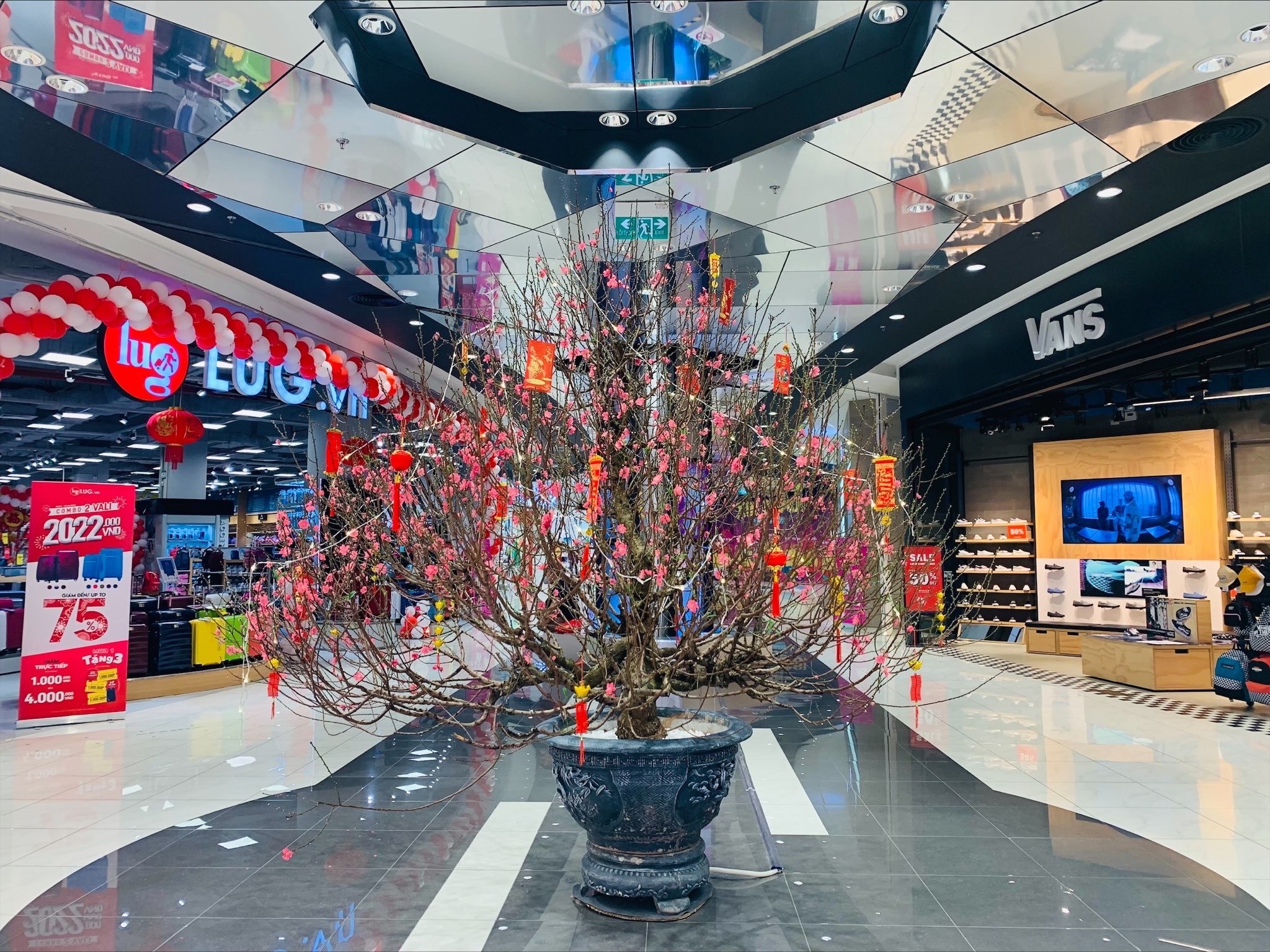 AEON Mall Ha Dong khuyen mai anh 2