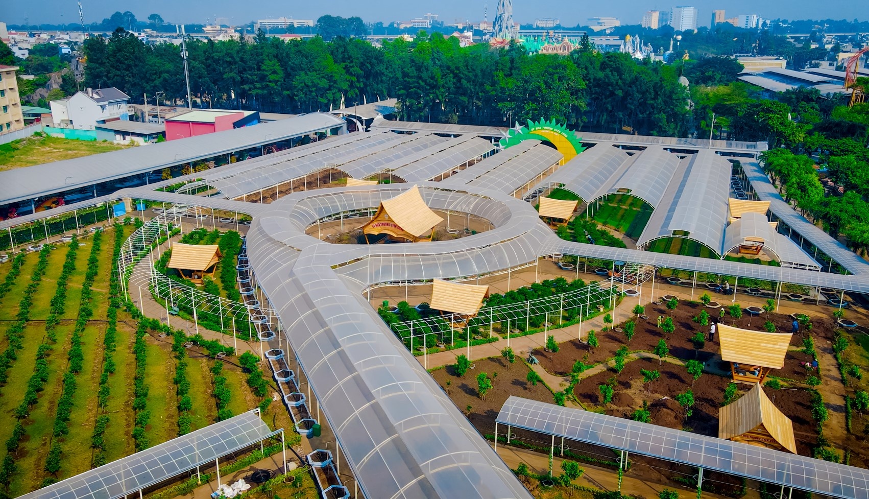 Du lich Suoi Tien anh 4