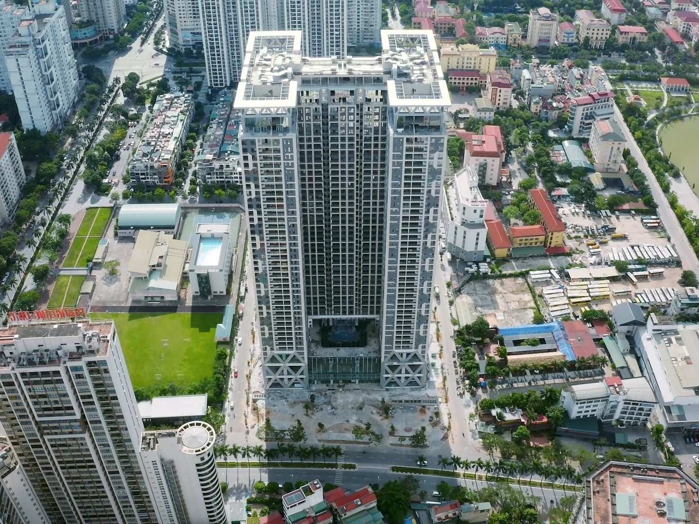 Suc hut toa can ho cao cap trung tam My Dinh, Ha Noi hinh anh